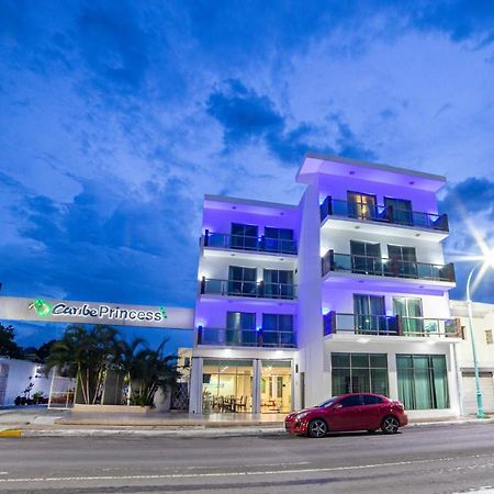 Caribe Princess 체투말 외부 사진
